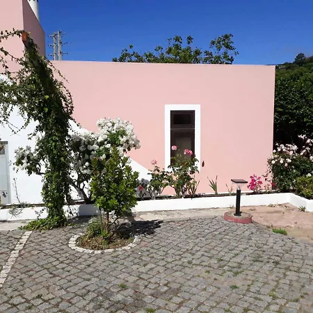 펜션 Charming House In With Shared Pool *